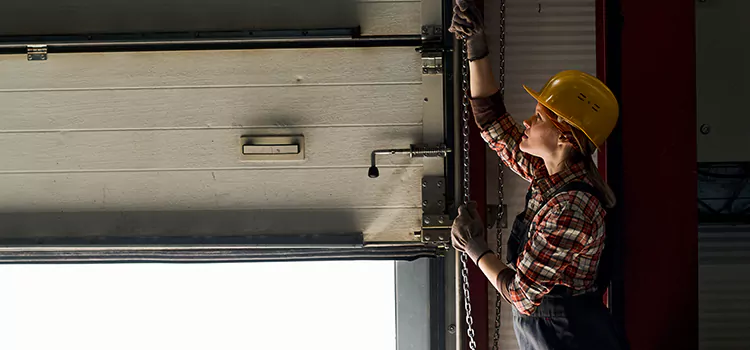 Addressing Common Garage Door Stoppage Issues in The Colony, TX